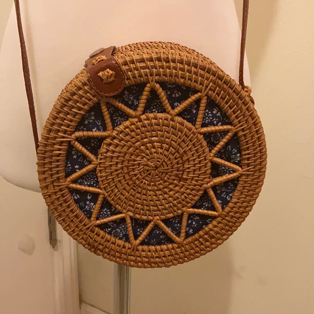 Rattan purse